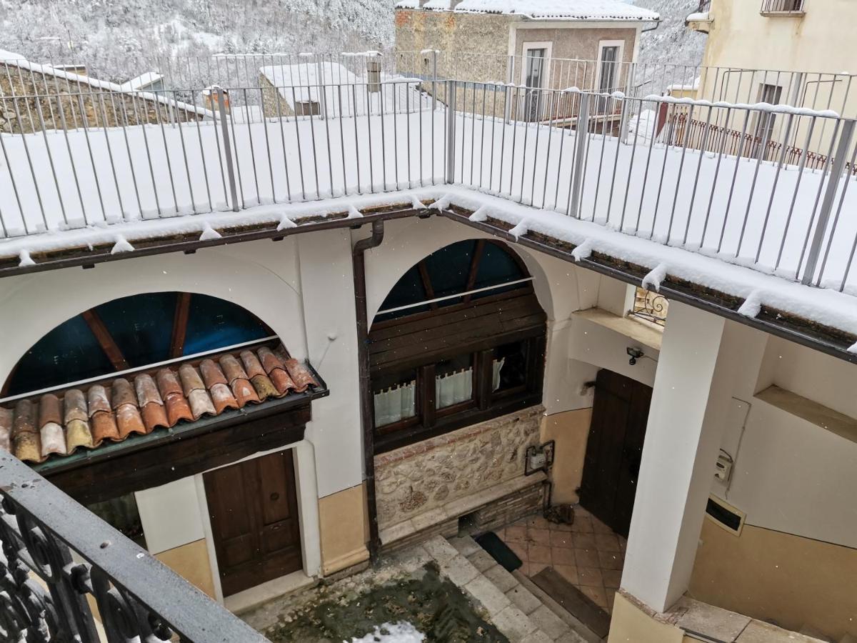 Piazzetta Del Forno Grazioso Bilocale Ad Assergi Ngoại thất bức ảnh